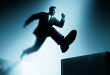 Crypto.com CEO Pivots to AI Agents, Launch Planned For Super Bowl