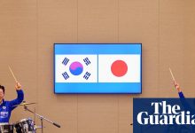 Cymbal of unity? South Korea and Japan leaders bash out K-pop hits after summit talks
