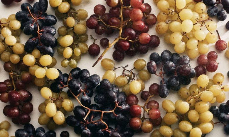 How to Store Grapes (and the Best Way to Wash Them)