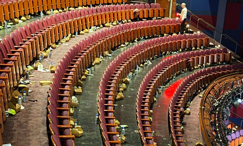 Guests slammed for littering Dolby Theater with bottles all over floor……