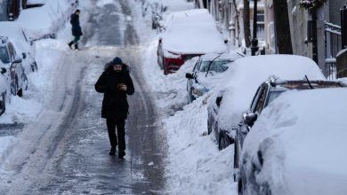 Travel ban lifted but motorists still urged to stay off roads as dig out continues