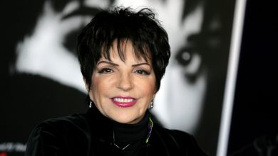 At Liza Minnelli Book Event, the Story Onstage Didn’t Match the One in the Book