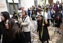 Israel blocks Christian leaders from entering Holy Sepulchre for Palm Sunday mass