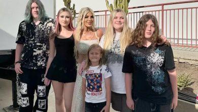 Tori Spelling and 4 of her children taken to hospital after California car crash