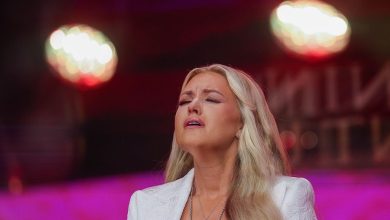 Experts Are Sounding The Alarm On The Shocking Number Of Women Supporting Christian Nationalism, And It’s Genuinely Terrifying