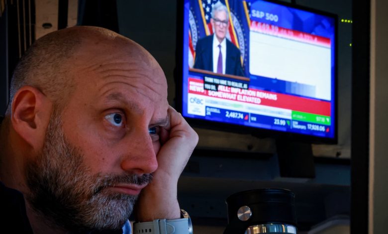 Dow tumbles more than 750 points to new closing low for 2026, fueled by inflation woes; Fed holds steady on rates