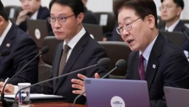 South Korea pushes looser rules for high-tech sectors