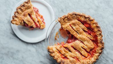 Best Strawberry Rhubarb Pie
