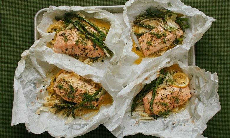 Parchment Paper Salmon (Salmon en Papillote)