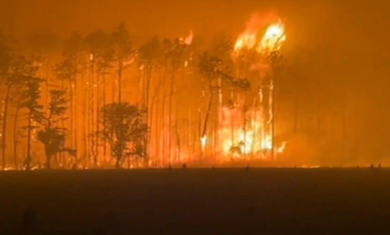 4/22: CBS Evening News