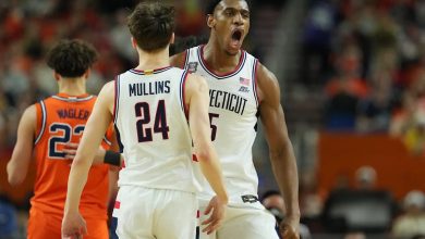 Final Four 2026: UConn stymies Illinois, fends off rally to advance to third NCAA title game in 4 seasons
