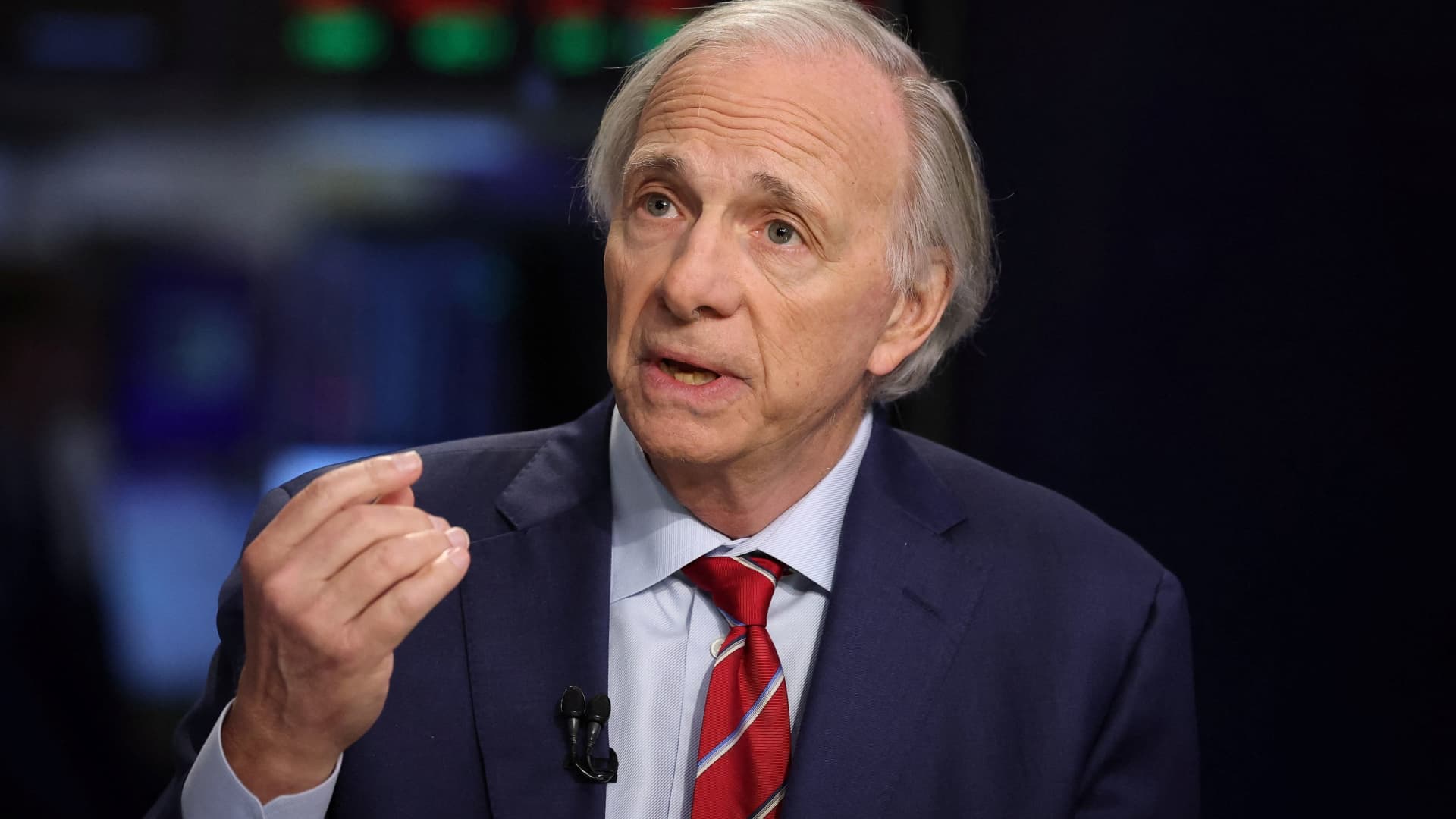 DALIO: ‘STAGFLATION’ ERA…