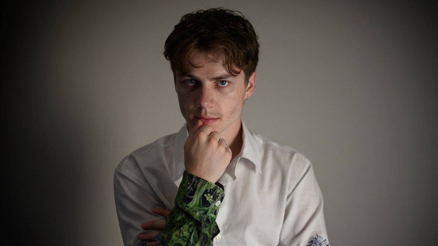 Félix Lefebvre Goes Method for ‘Moulin’