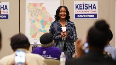 Keisha Lance Bottoms wins Georgia Democratic governor primary, CBS News projects