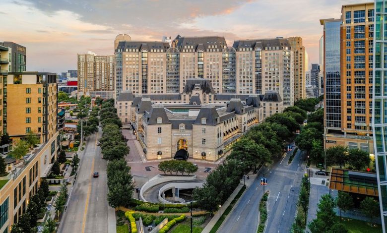 Where to Stay in Dallas If You Like to Eat
