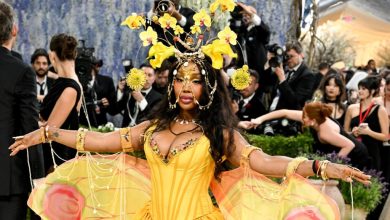 SZA’s Dazzling Met Gala Dress Is Made of Pieces Bought Off eBay: ‘This Is How I See Myself’