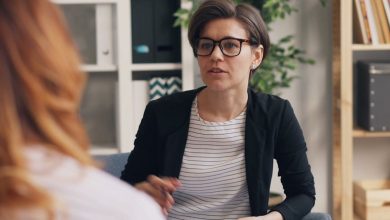 Need to see a psychologist? How to find one that’s right for you
