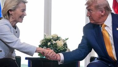 US says it plans extra tariffs of 10% or more