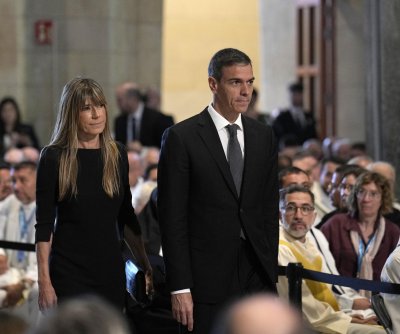 Judge revokes Spanish prime minister’s wife’s passport ahead of corruption trial