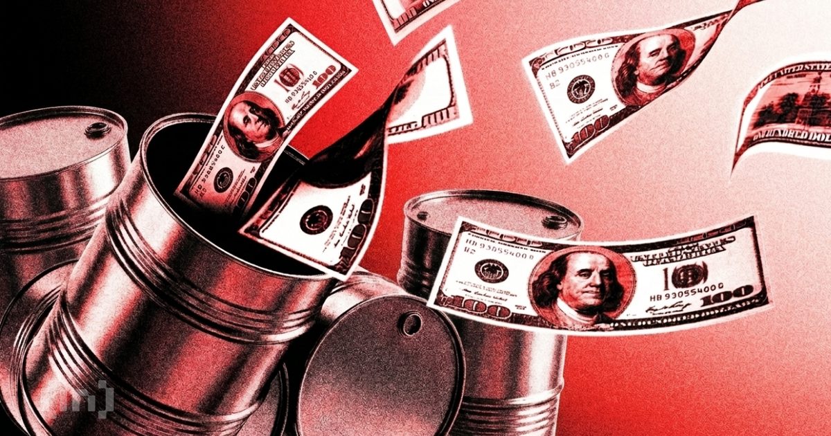 Oil Extends Fall After Saudi Exports Surge: Why Are Bitcoin and Gold Rallying?