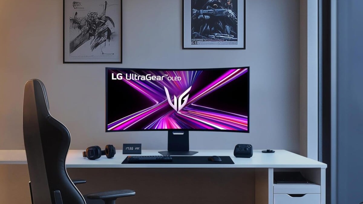 Amazon is selling the 45-inch LG Ultragear OLED curved gaming monitor for over $550 off