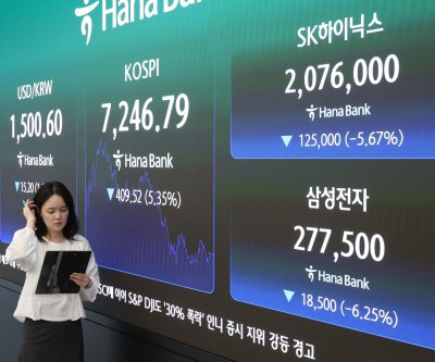 Seoul shares plummet 5.4 pct on extended tech losses