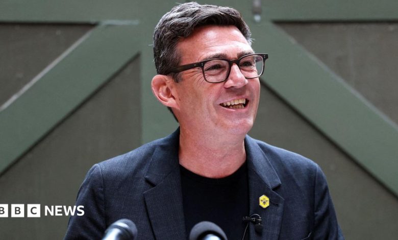 Burnham on course for No 10 as Labour nominations open