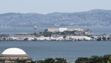 1 dead, 2 missing after pontoon capsizes near Alcatraz