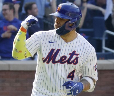 Watch: Francisco Alvarez hits two homers to lead Mets past Phillies