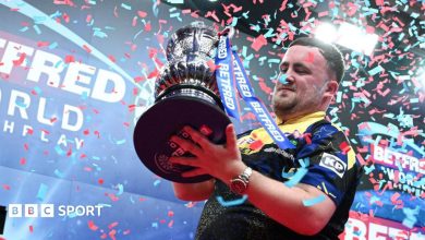 Littler wins Matchplay and smashes Taylor record