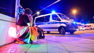 Berlin: 1 dead after vehicle drives into CSD Pride event