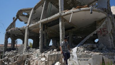 Lebanese soldiers injured while Israeli troops intrude on southern town