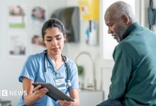 Walk-in mental health centres to open in banks and libraries across England