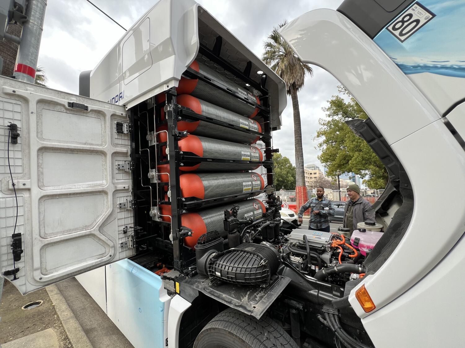Hydrogen failed as car fuel. Now California’s big dollar bet on it for green energy is fading, too