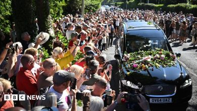 Bonnie Tyler fans line the streets as coffin taken to Swansea home