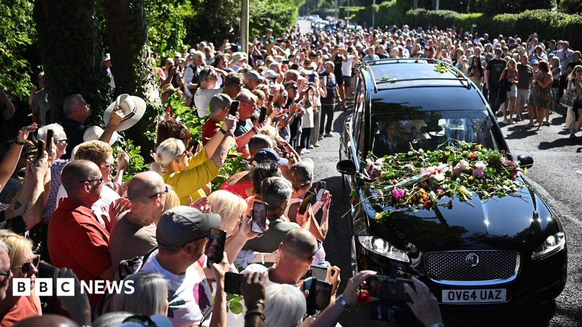 Bonnie Tyler fans line the streets as coffin taken to Swansea home