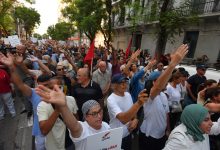 Antigovernment protesters take to Tunisia’s streets for second month