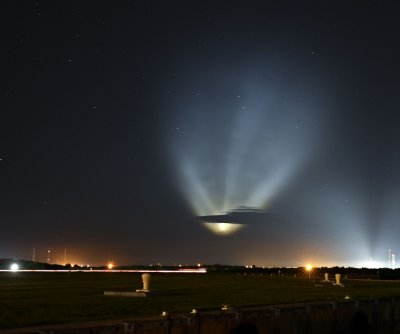 SpaceX sets a rocket-reuse record with Falcon 9 launch