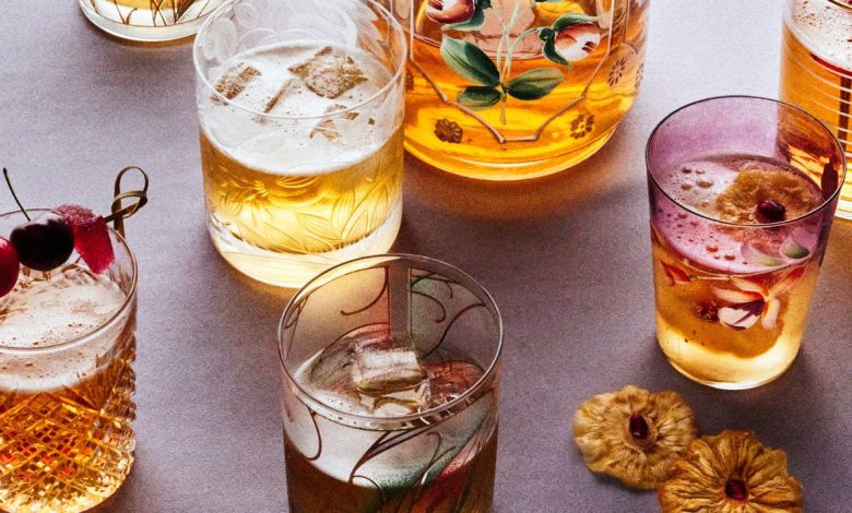 The 2-Ingredient Cocktail I Turn to After a Long Day