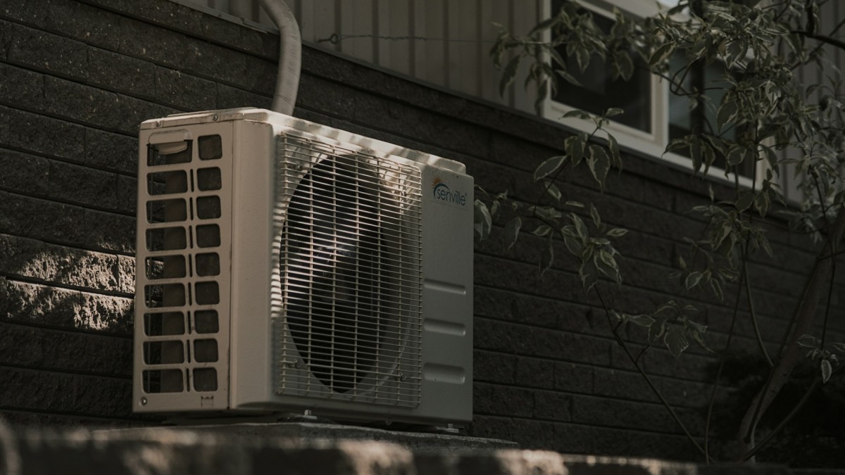 Why More Homes Are Switching From Gas to Heat Pumps