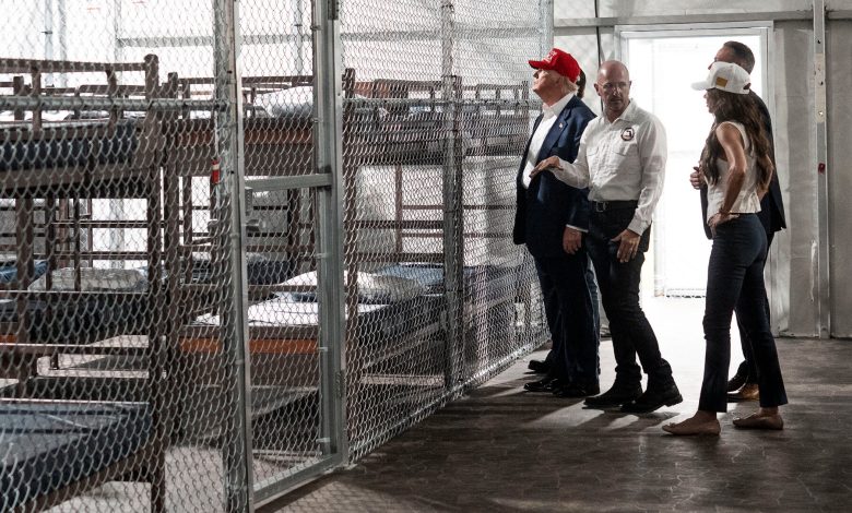 ‘Alligator Alcatraz’ Used Small Cages to Confine Migrants, DHS Watchdog Report Says