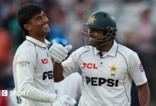 England need 130 after thrilling Razaullah hitting