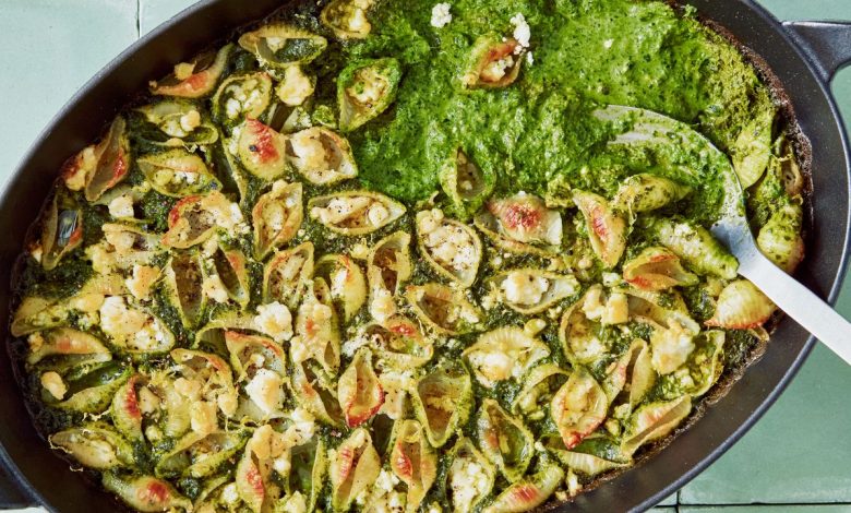 Baked Feta Pasta With Green Sauce