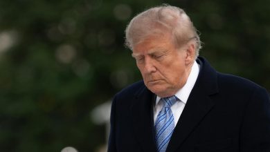 Trump’s US ratings drop to new record low as Democrats become clear favourites in both chambers of Congress