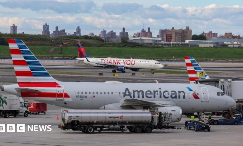 Flights at major US airports delayed after cable cut by construction workers