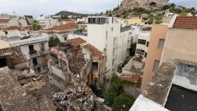 Four American tourists among 6 killed in suspected gas leak blast in Athens