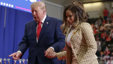 Donald Trump and Nicki Minaj leave stage at Michigan Rally