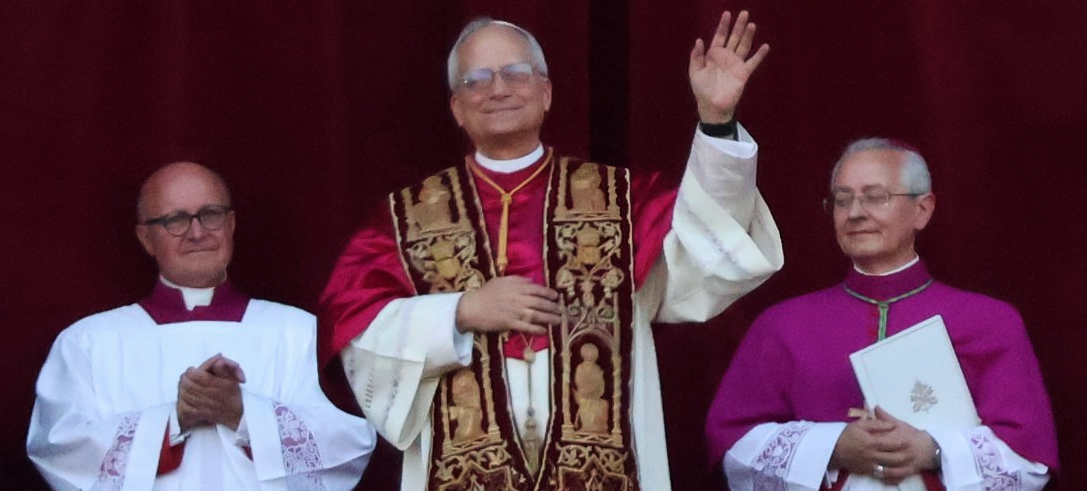 Pope Leo XIV edit.png
