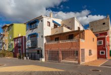 Spain Calls Early Election Amid Housing Protests