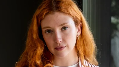 Woman expects unreasonable things from partner.